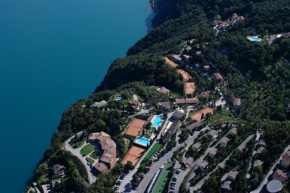 Гостиница Village Bazzanega  Тремозине